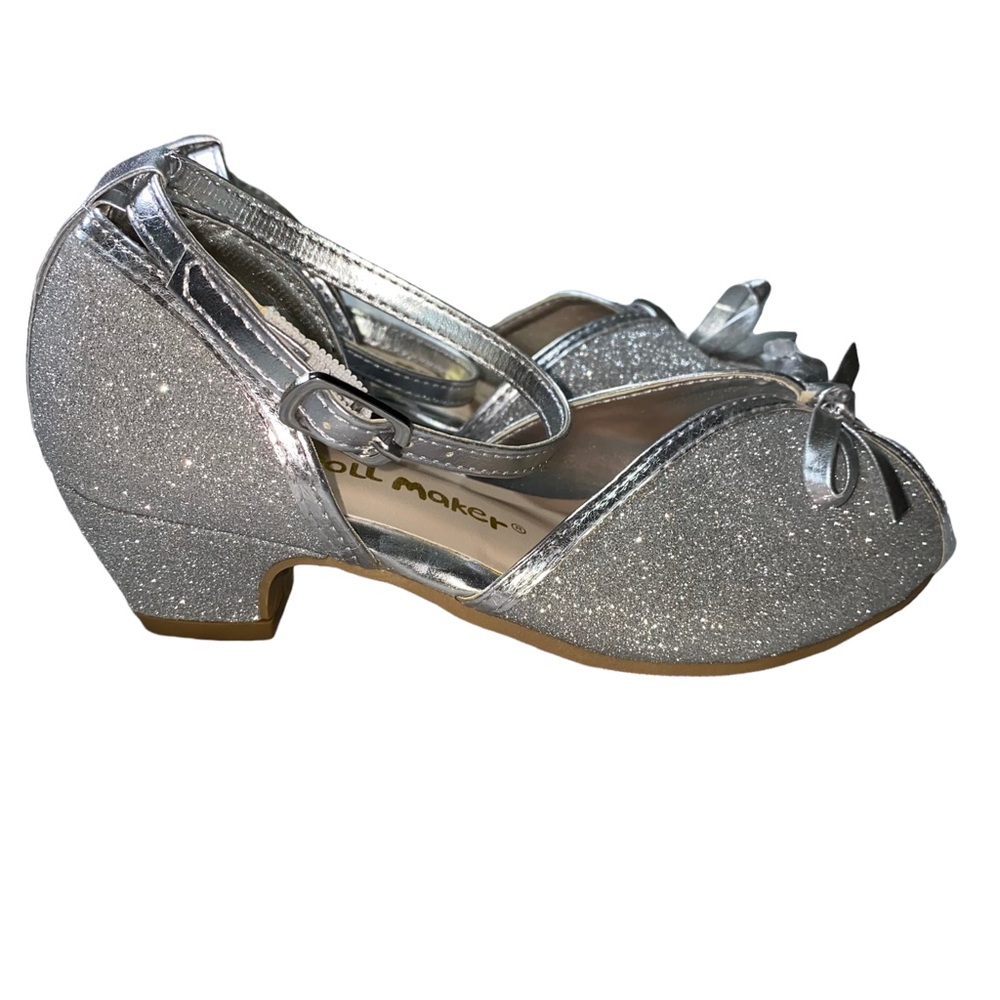 The Doll Maker | Girls Size 11/12 Silver Glitter Dress Shoes Low Heel Peep-Toe